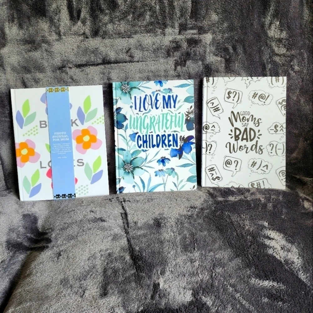 Bundle of Mother's photo journal & 2 notebooks funny edition